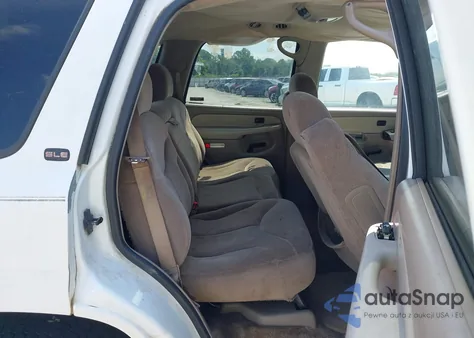 2001 GMC Yukon Sle z USA, uszkodzony, nr VIN 1GKEC13T21R174405